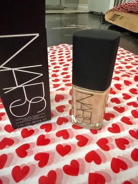 NARS Foundation Bottle in Light Beige Cream Shade